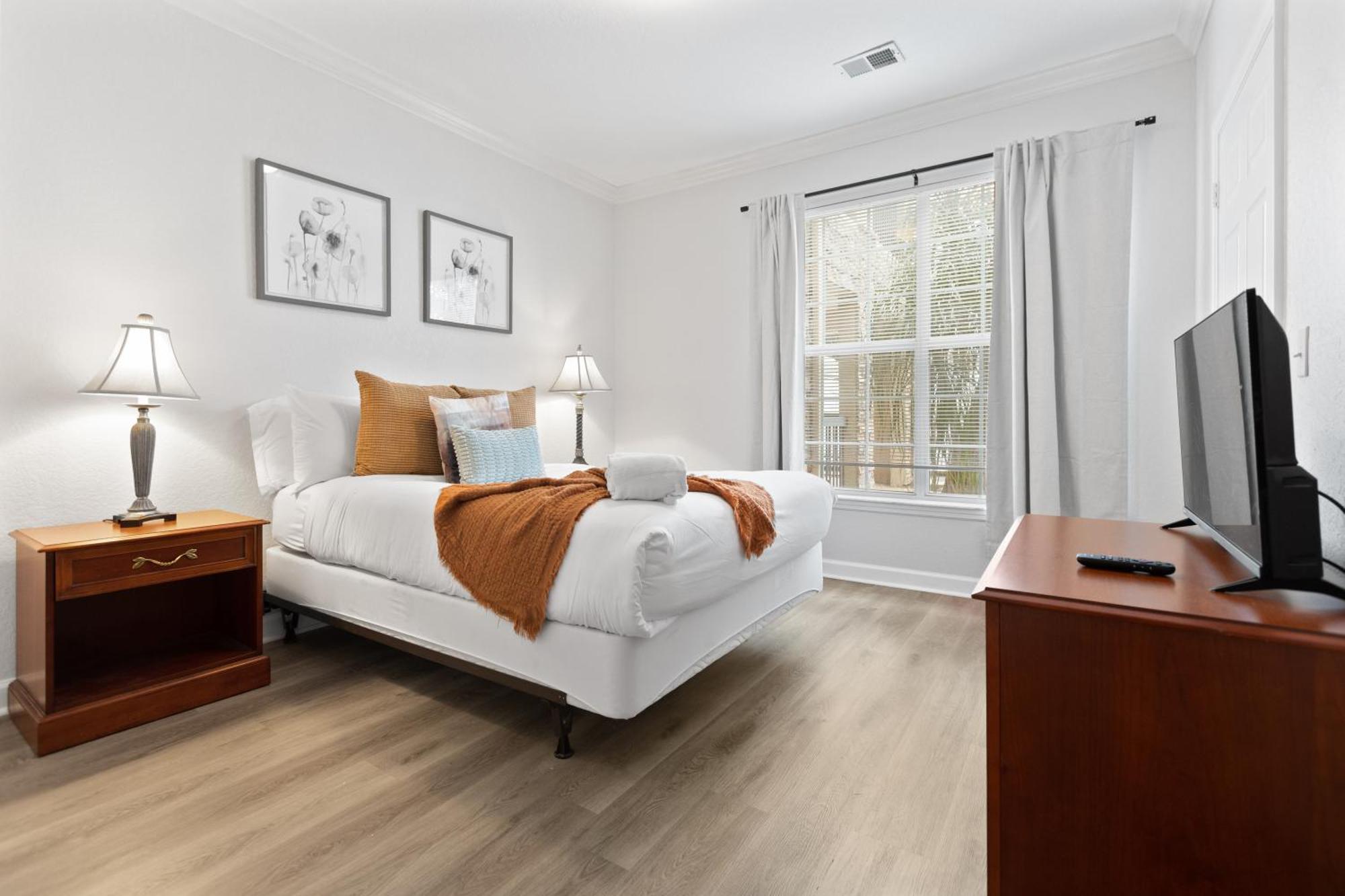 Near Disney W/ Pool-3Br/2Ba-Spacious & Cozy Condo 대번포트 외부 사진