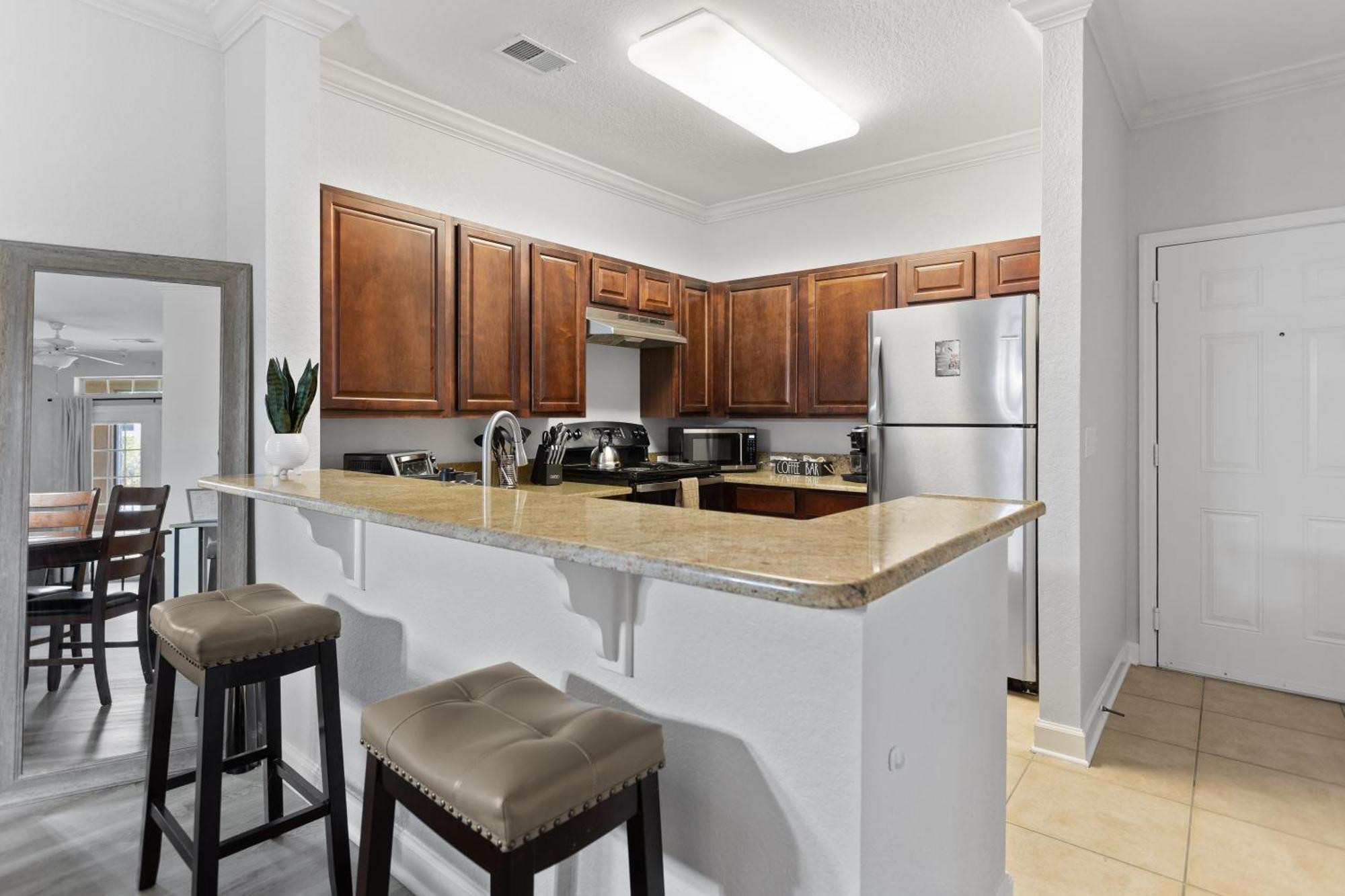 Near Disney W/ Pool-3Br/2Ba-Spacious & Cozy Condo 대번포트 외부 사진